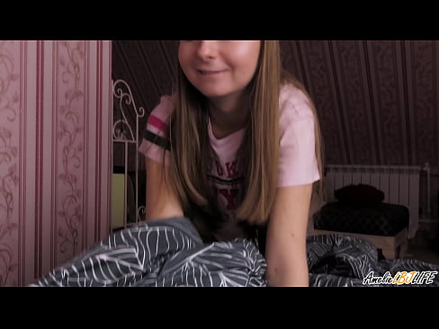 ❤️ Blonde Sucks her Best Friend Deeply και παίρνει σπέρμα στο στόμα της ☑ Σπιτικό πορνό ❌❤